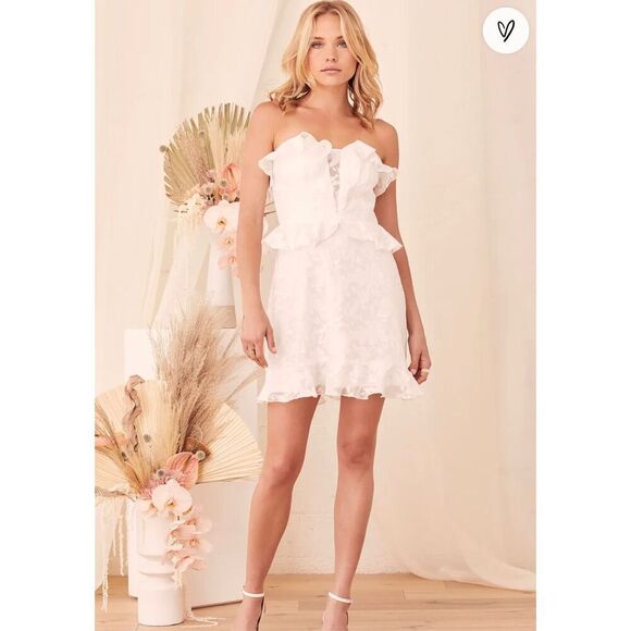 NWT Lulus White Strapless Mini Dress XS - Picture 1 of 12